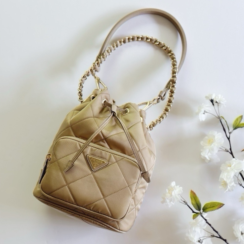 NEW Prada Women’s Re-Edition 1995 Chaîne Re-Nylon Bag Desert Beige Quilted - Picture 3 of 15